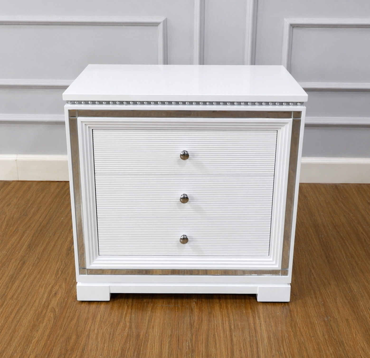 Winterthur Bedside Table