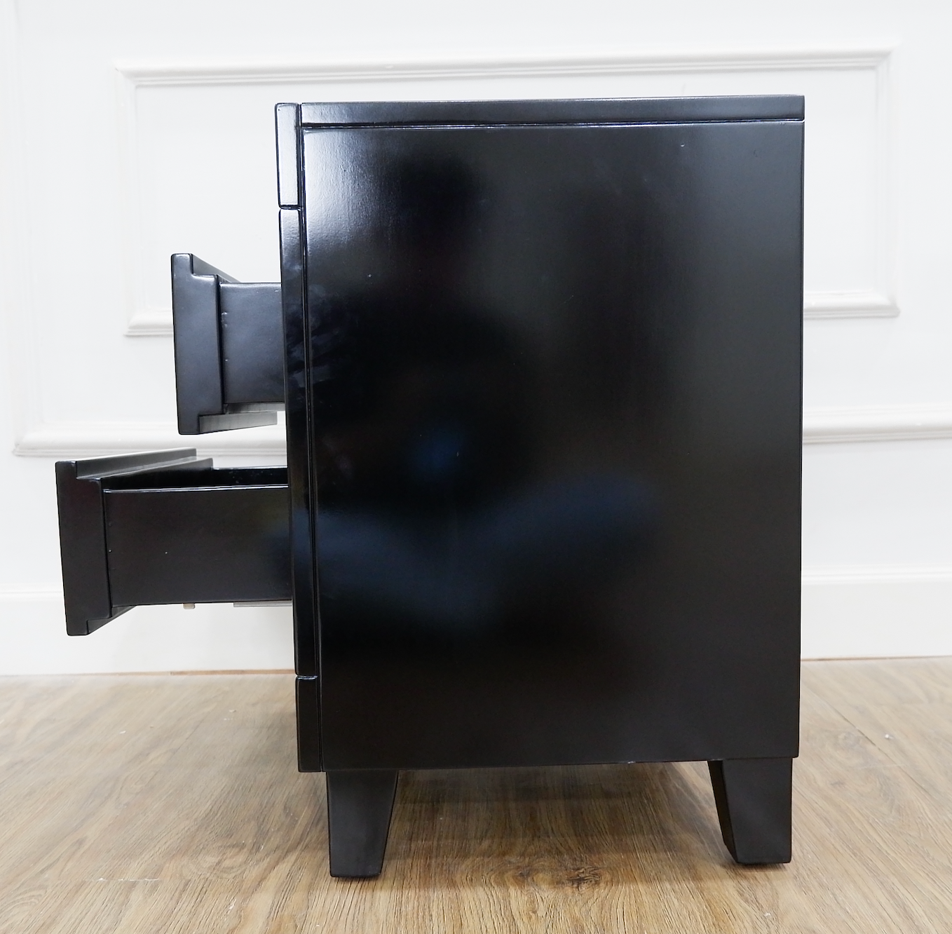 Magdeburg Bedside Table - Black