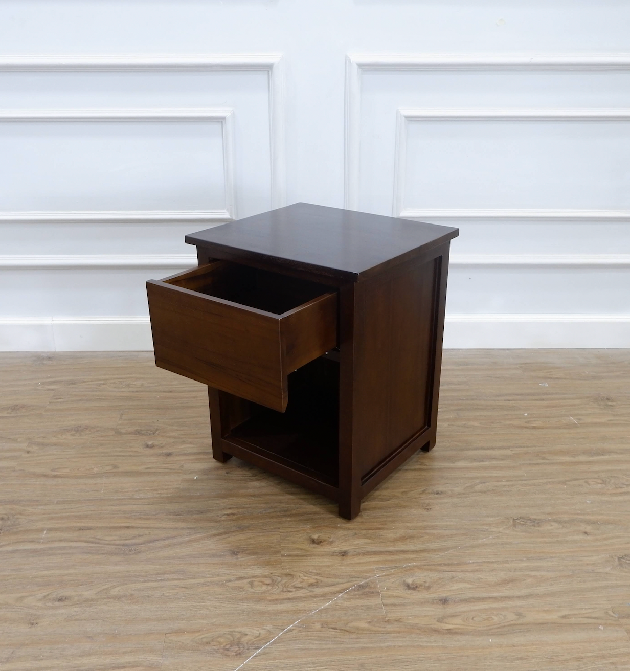 Felipe Bedside Table