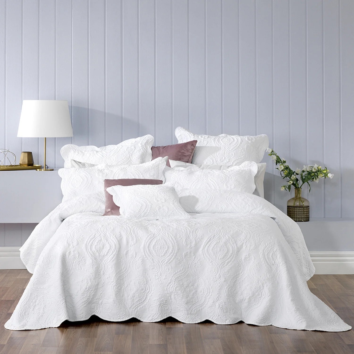 Cordelia Bedspread Set