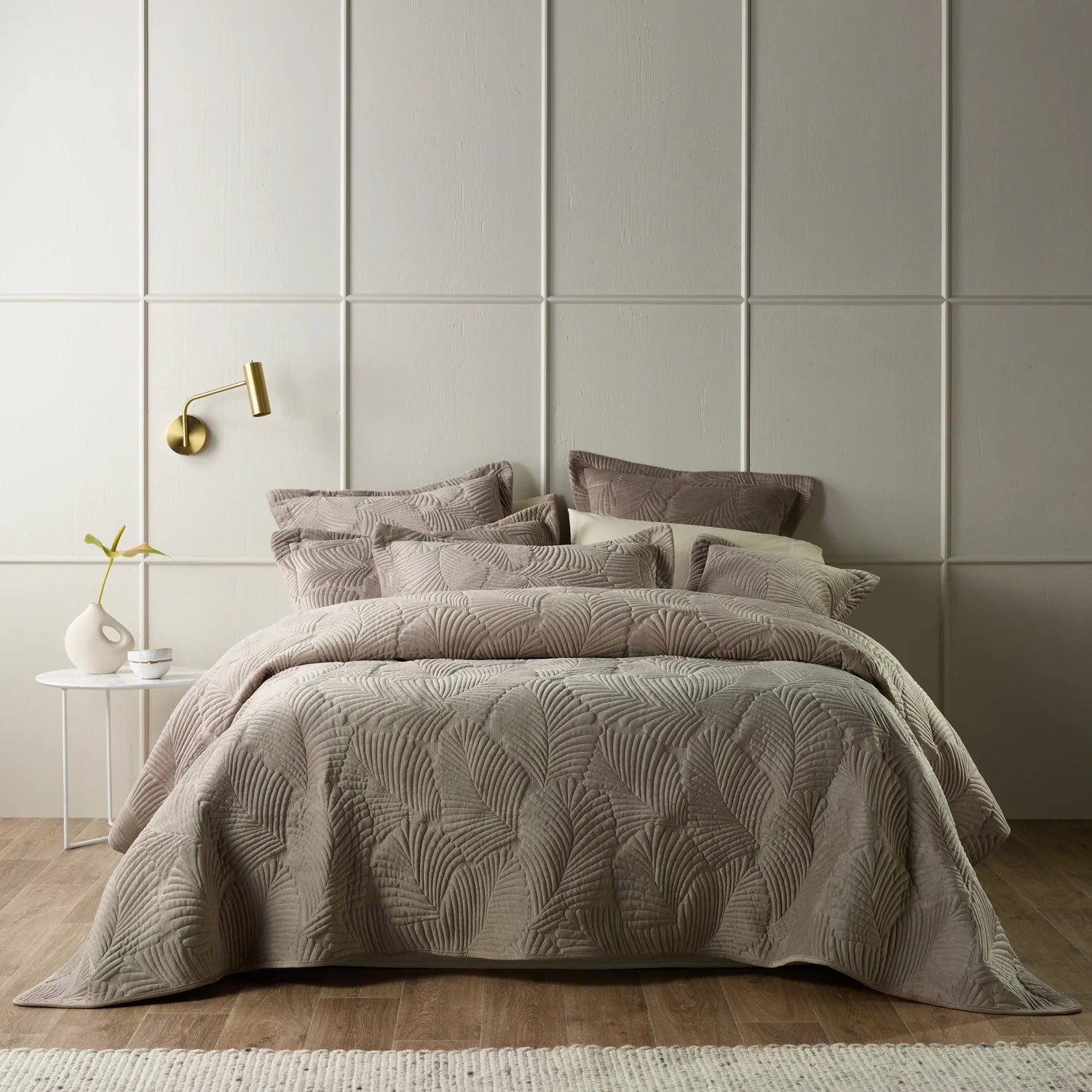 Kairo Coverlet Set