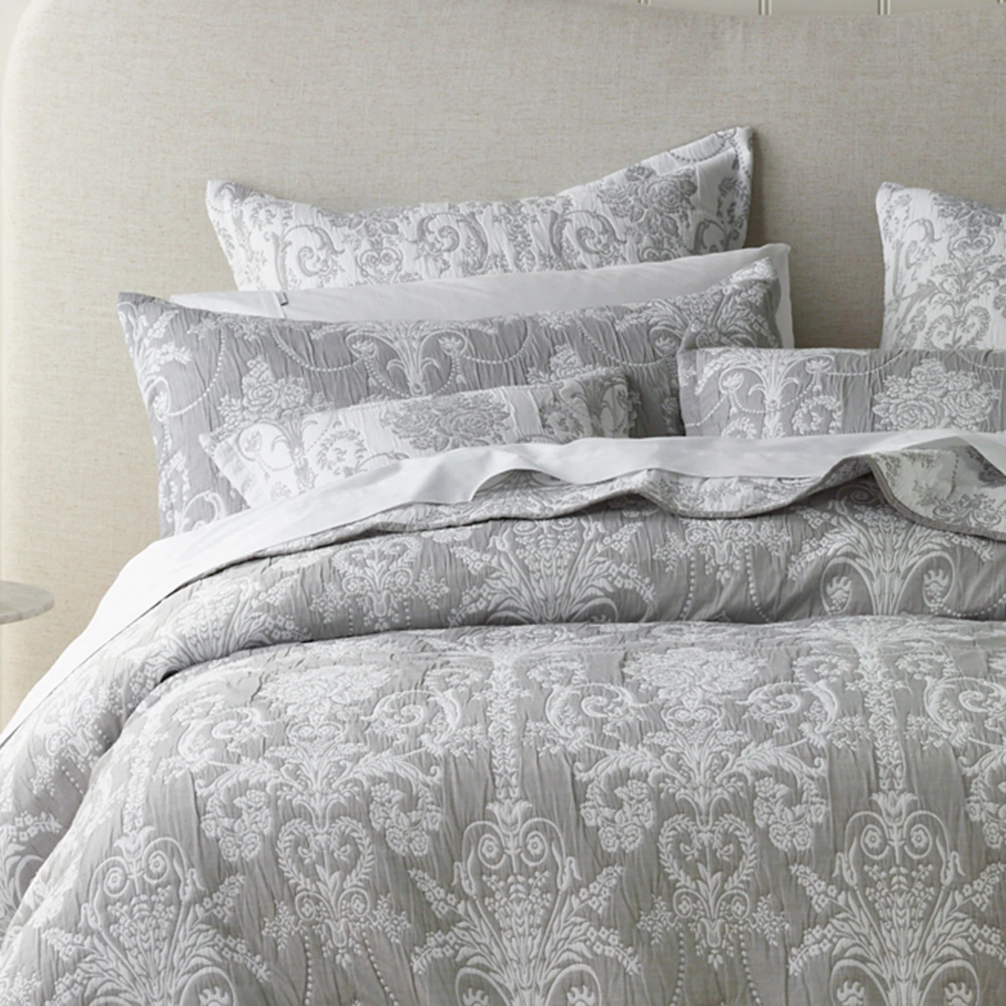 Olivia Coverlet Set