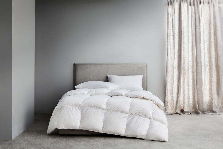 Pure Indulgence 85/15 Feather & Down Quilt