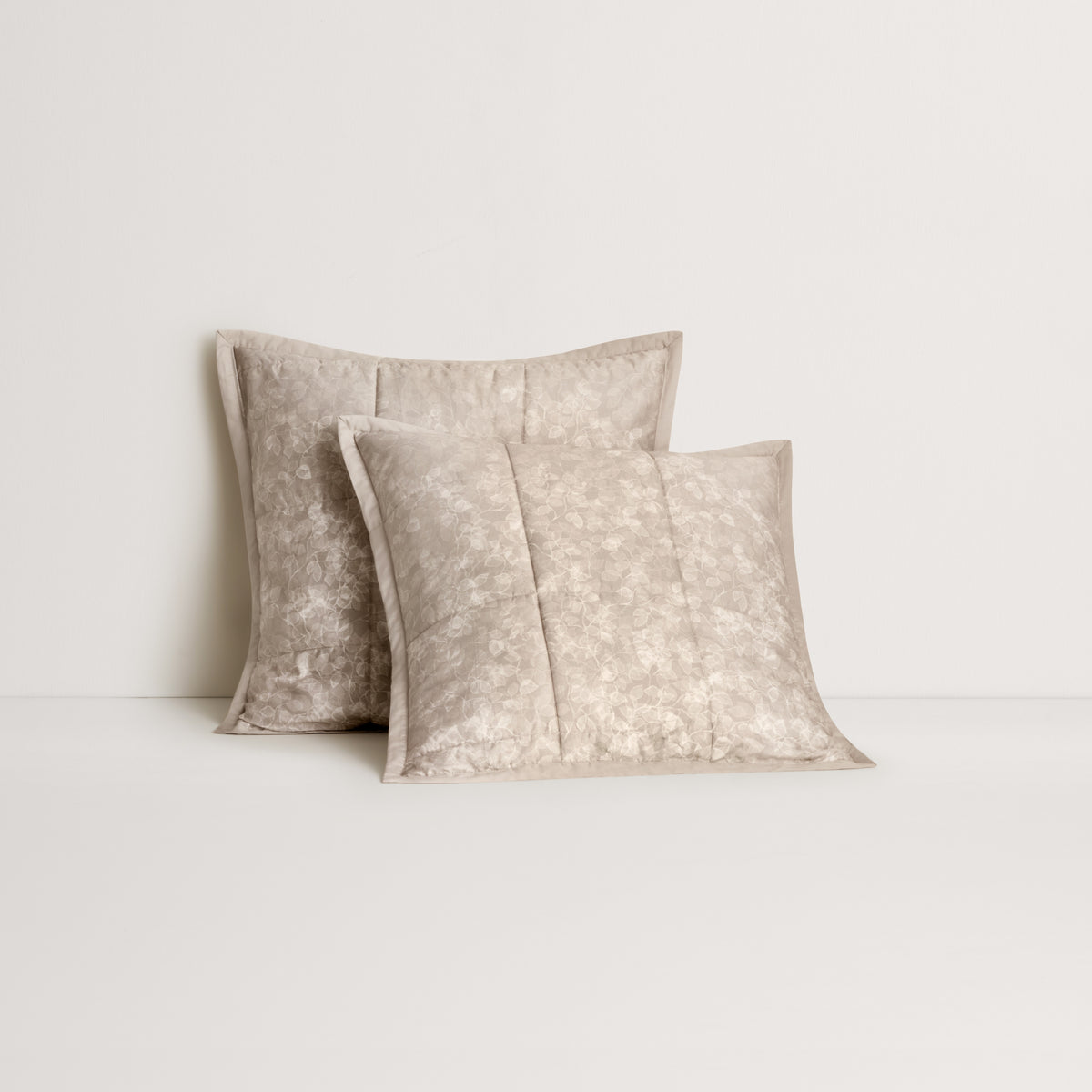 Saunders European Sham