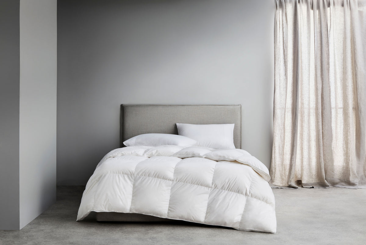 Pure Indulgence 85/15 Feather & Down Quilt