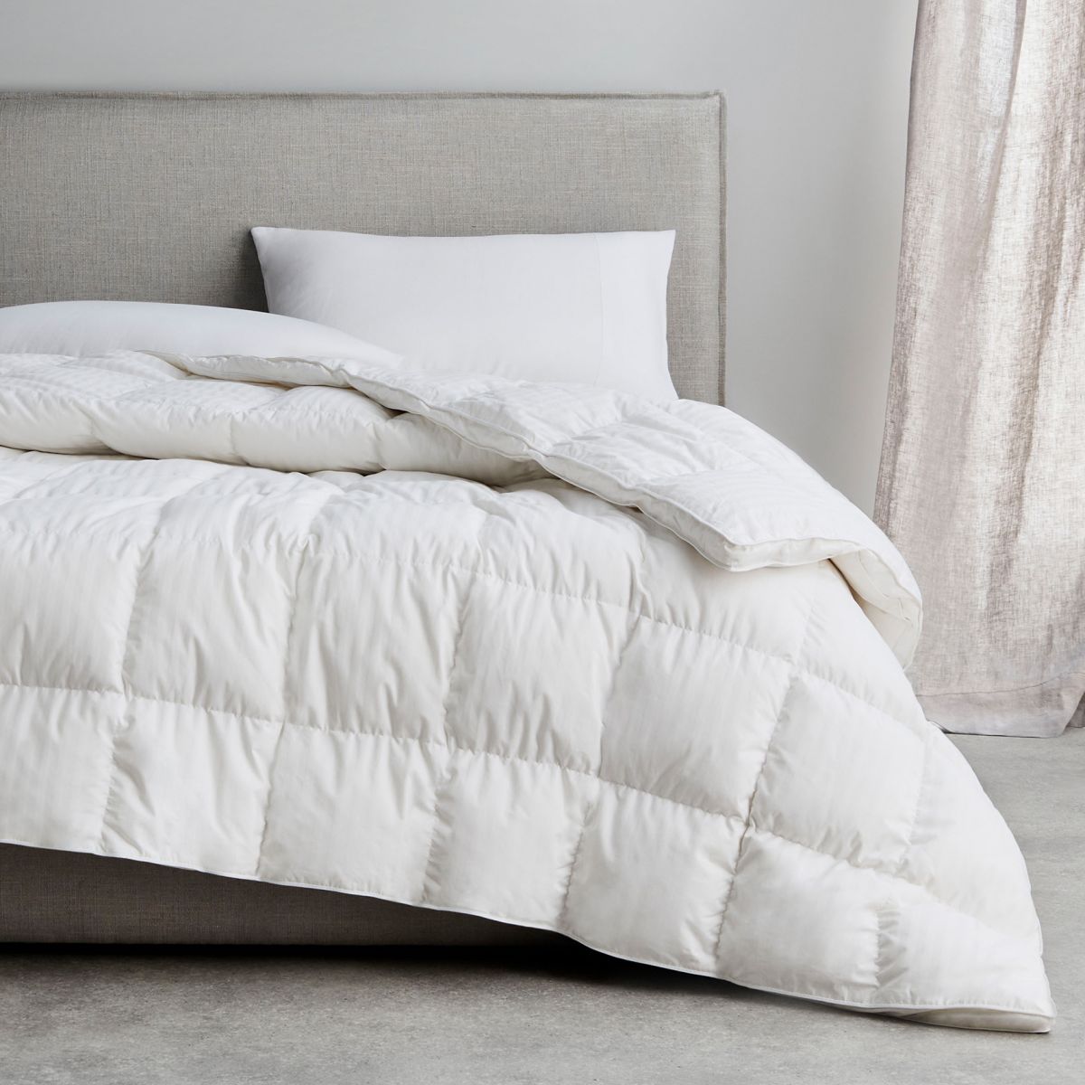 Ultimate Dream® Feather & Down Quilt